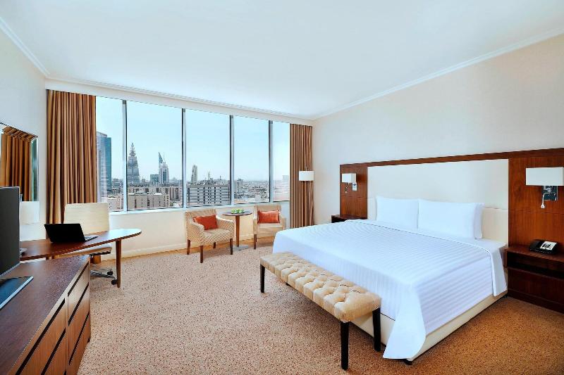 Номер Superior Кровать Кинг, Courtyard By Marriott Riyadh Olaya