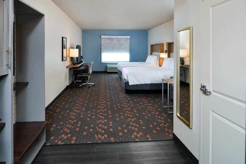 Люкс, Courtyard By Marriott Riyadh Olaya