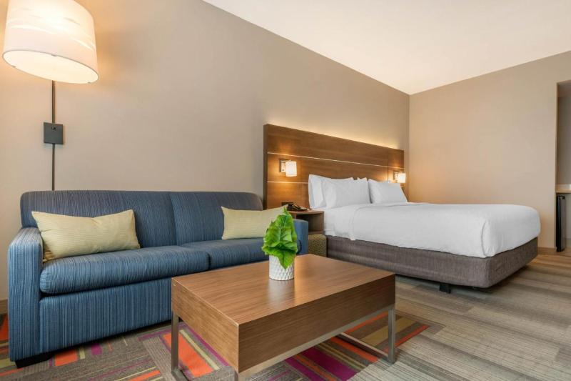 Люкс Адаптированный для Инвалидов, Holiday Inn Express & Suites   St. Petersburg   Madeira Beach, An Ihg