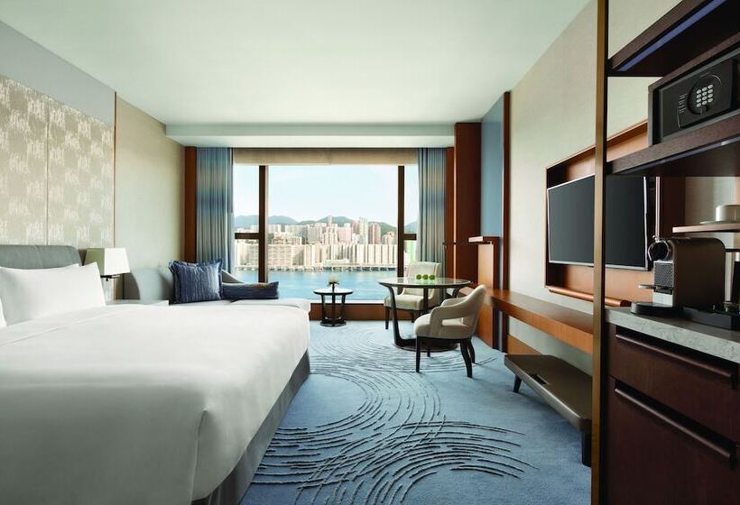 Club Room Sea View, Kerry Hotel, Hong Kong