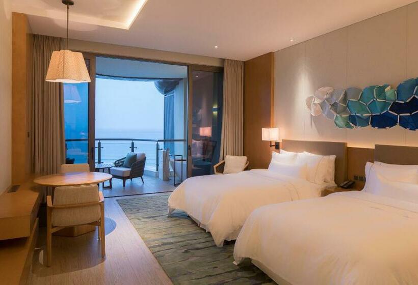 Номер Deluxe Вид на Море, The Westin Shimei Bay Resort