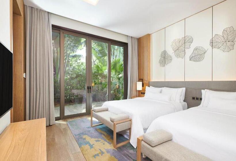 Вилла 2 Спальни, The Westin Shimei Bay Resort