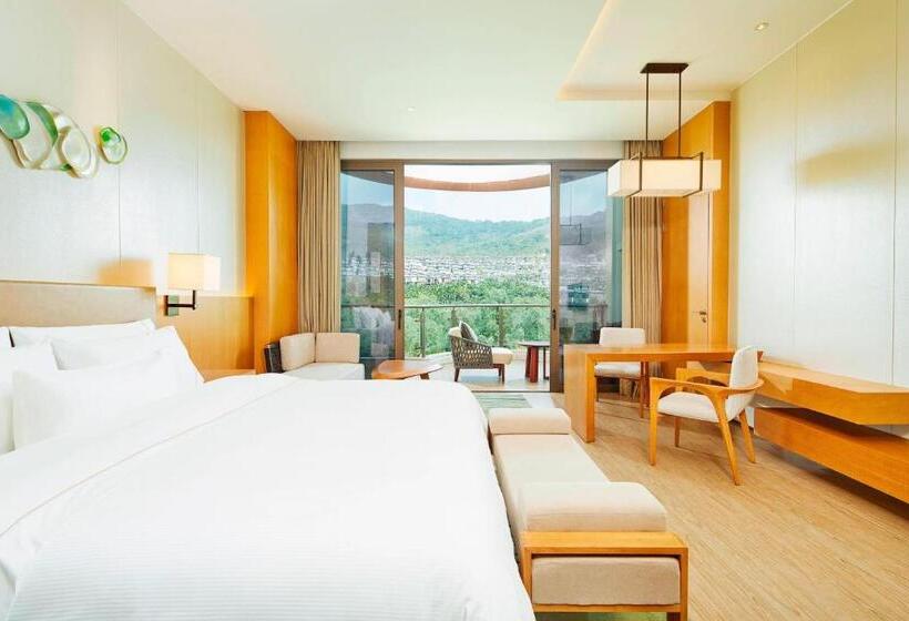 Стандартный Номер Кровать Кинг, The Westin Shimei Bay Resort