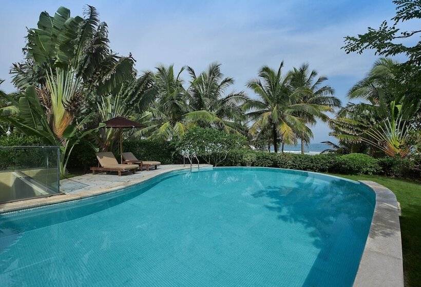 Вилла 3 Спальни, The Westin Shimei Bay Resort
