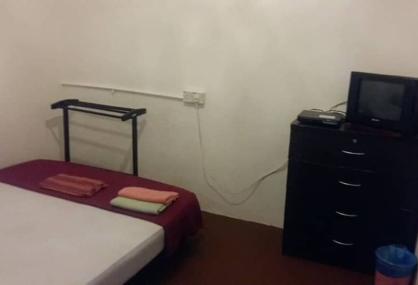 Семейный Номер Совместный Санузел, Cocoa Mews Cafe & Homestay   Hostel