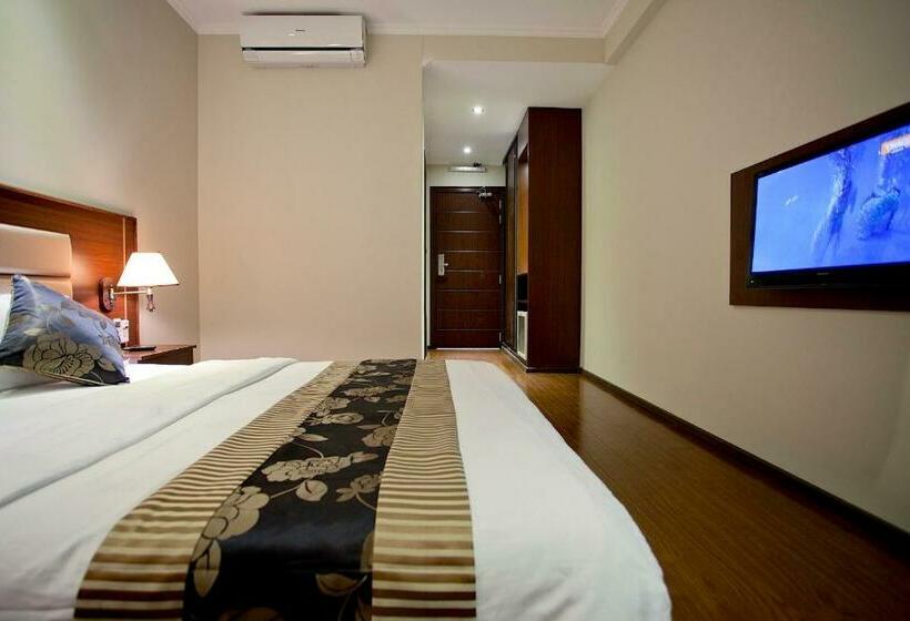 Deluxe Room View Sea with Balcony, Kaani Beach