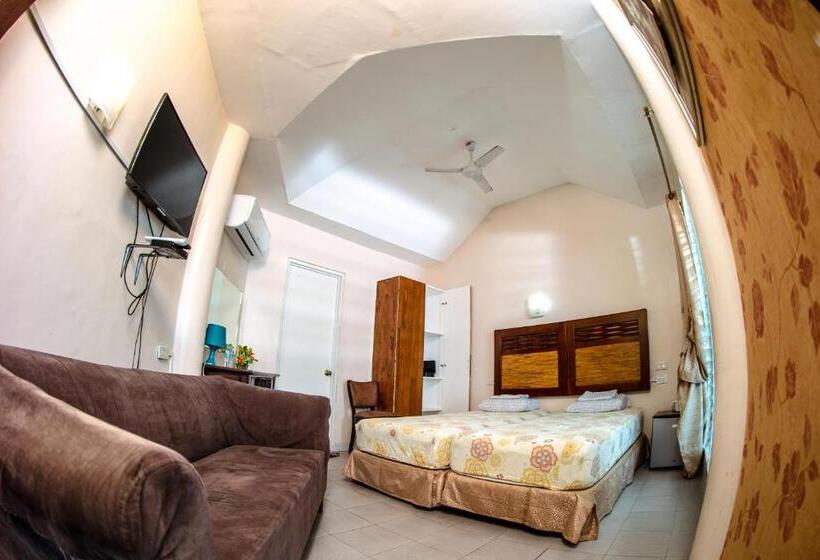 带大床的标准间, Oslob Seafari Resort