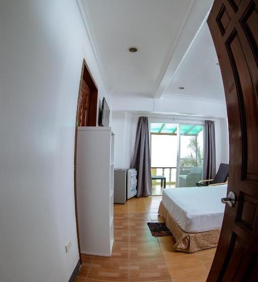 带露台的标准工作室, Oslob Seafari Resort