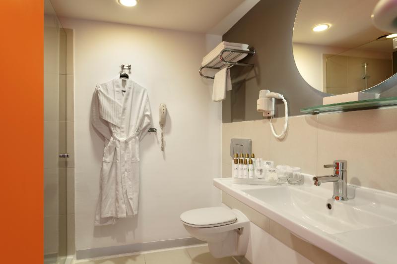 标准工作室, Oslob Seafari Resort
