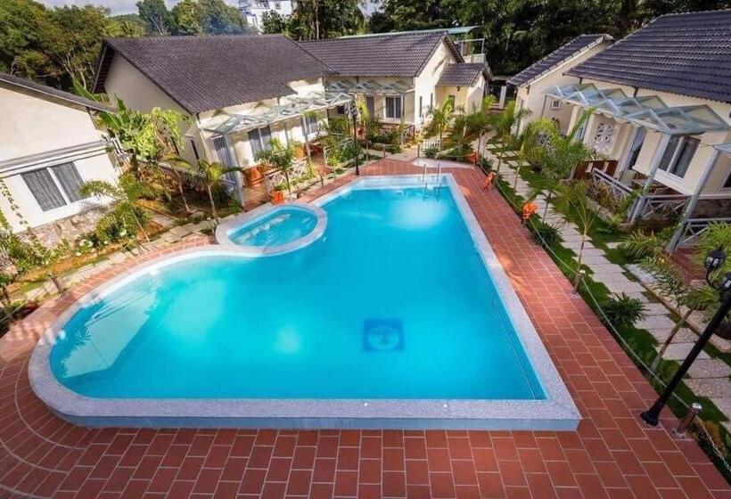 اتاق خانوادگی, Blue Paradise Bungalow Phu Quoc