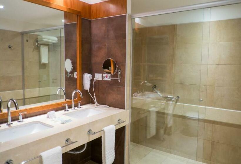 스위트, Orfeo Suites Hotel Sierras Chicas