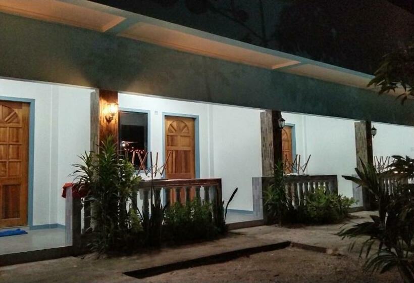 스탠다드 룸, Elen Inn   Malapascua Island Non Aircondition1