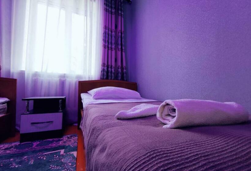 اتاق استاندارد, Guest House Adimi