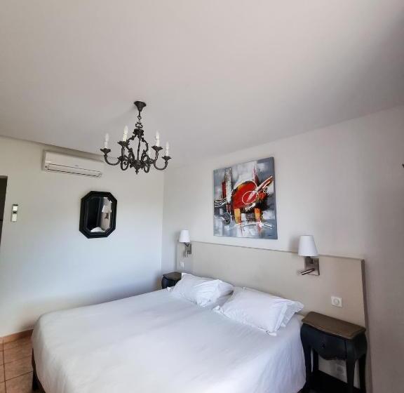 Номер Стандарт с Террасой Вид на Сад, Hôtel Villa Les Orangers