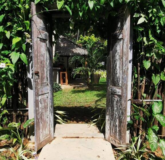 Номер Стандарт, Back Yard Madiha   Restaurant And Rooms