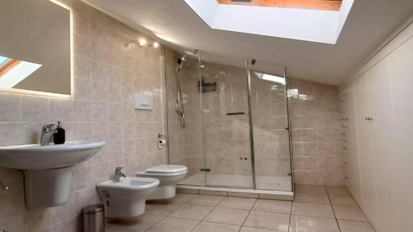 Четырехместный Номер Стандарт, La Casa Di Roberto