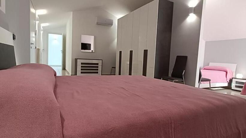 Четырехместный Номер Стандарт, La Casa Di Roberto