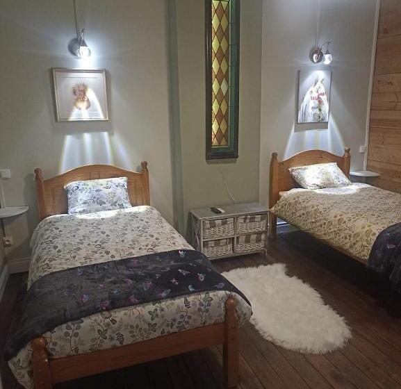 Семейный Номер, Mas Des 2 Paons