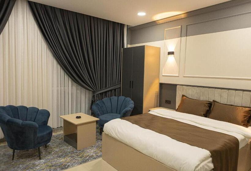 Номер Deluxe, City Night Suites & Hotels