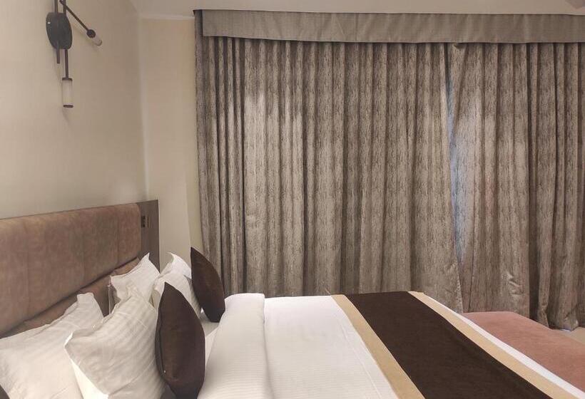 标准间, Palm Resorts