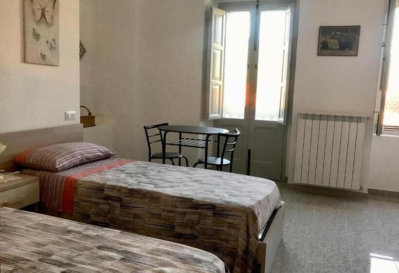 Трехместный Номер Классика, I 3 Falchi Bed & Breakfast