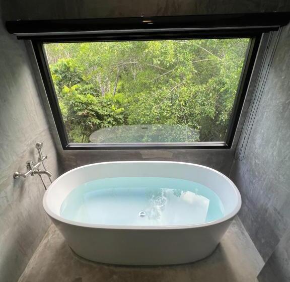 Четырехместный Номер Deluxe, Luancharoen Home Resort Phuket