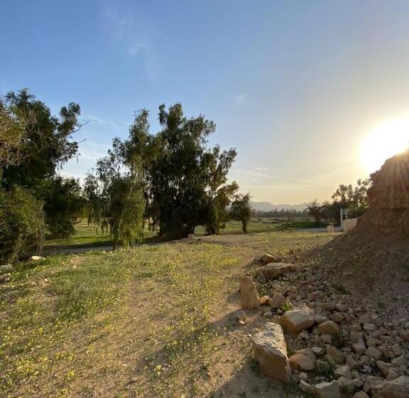 Люкс, منتجع جلامبنغ   Glamping Resort