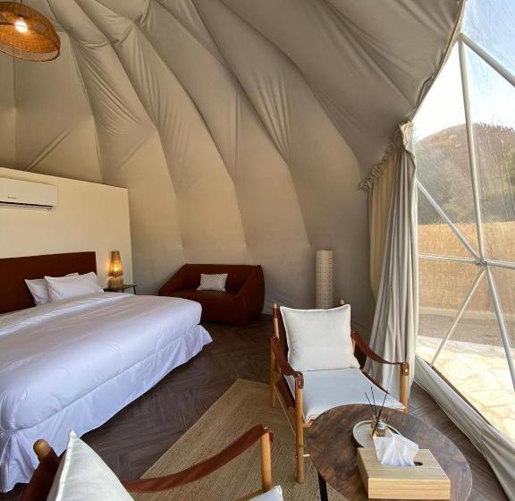 Люкс Вид на Горы, منتجع جلامبنغ   Glamping Resort