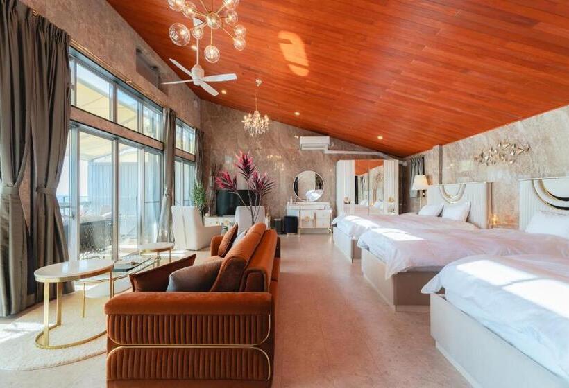 Трехместный Президентский, Glamping＆resort Wood Design Park Noma