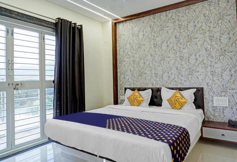 Трехместный Номер Классика, Spot On Mount View Lodging
