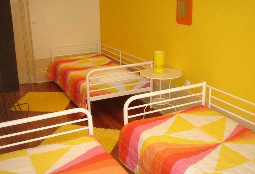 스탠다드 트리픔 룸 공동욕실, Coolhostel
