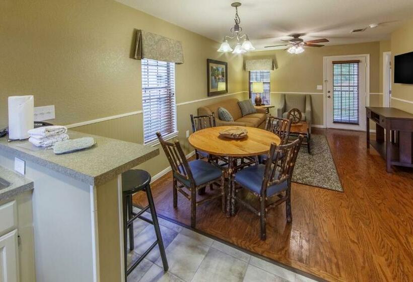 Вилла 2 Спальни, Holiday Inn Club Vacations Piney Shores Resort At Lake Conroe
