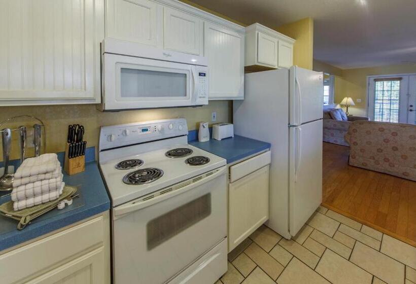 Вилла 2 Спальни, Holiday Inn Club Vacations Piney Shores Resort At Lake Conroe