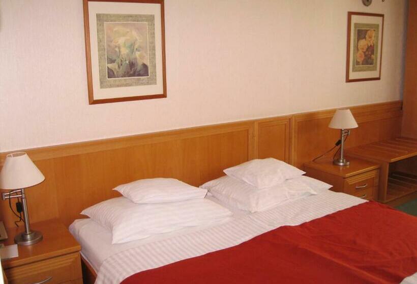 اتاق استاندارد, Rosengarten Hotel & Restaurant
