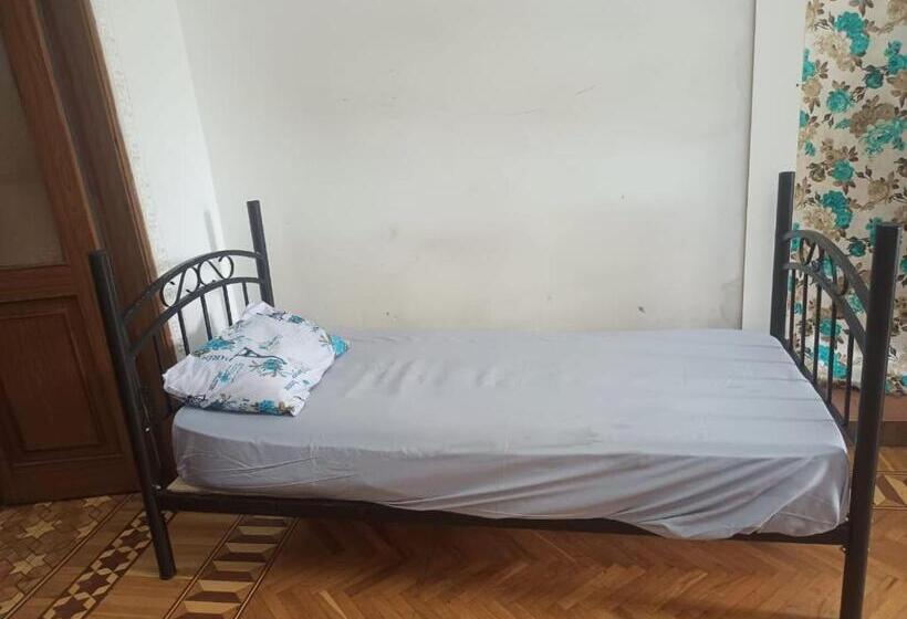 מיטה בחדר משותף, Mini Budget Baku Hostel