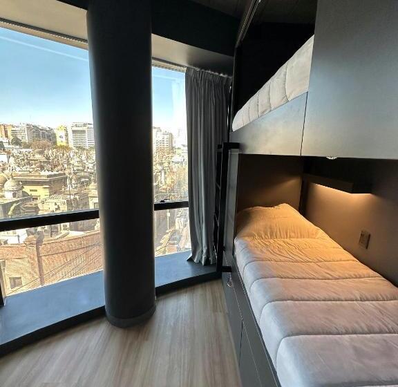 تختخواب در اتاق مشترک, Mons Hostel