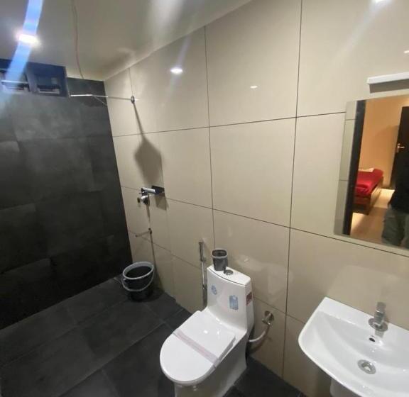 Четырехместный Номер Стандарт, Redbell Suites Kizhisseri