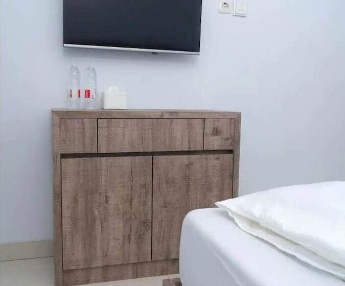 Номер Стандарт, Oyo Life 92878 Kost Padma Syariah
