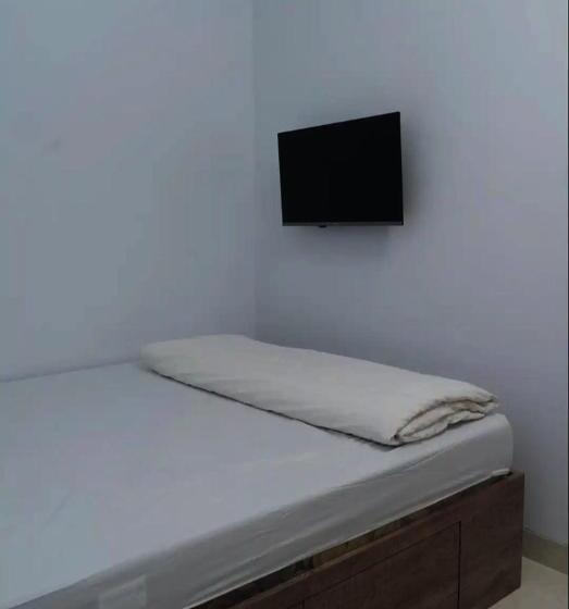 Номер Стандарт, Oyo Life 92878 Kost Padma Syariah