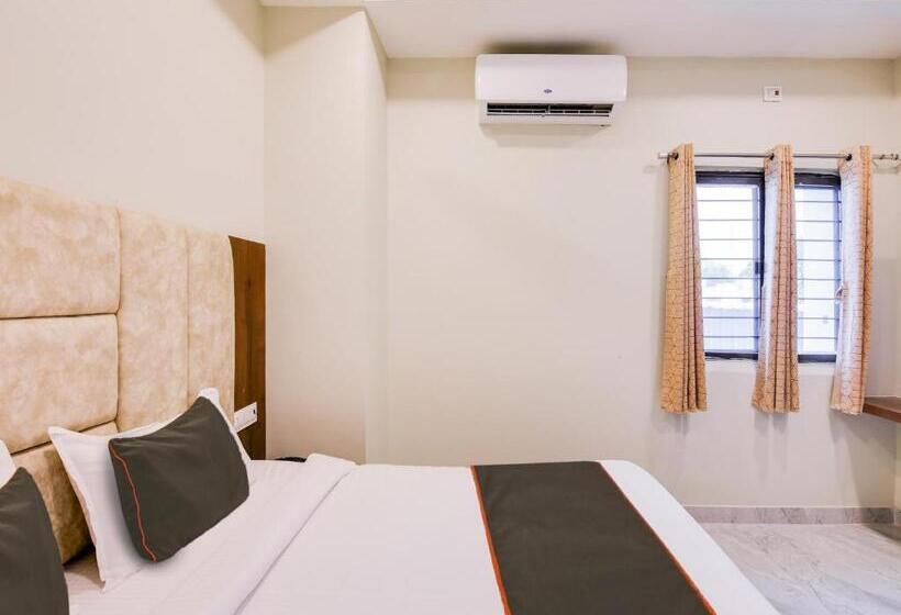 Трехместный Номер Классика, Collection O Hotel Simhadri Grand