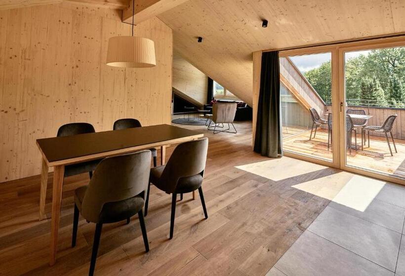ペントハウスルーム, Staufen Chalets Am Schlossberg