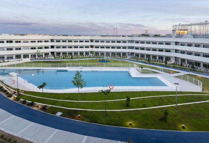 Номер Стандарт, Student Experience Madrid Pozuelo   Luxury Hostel
