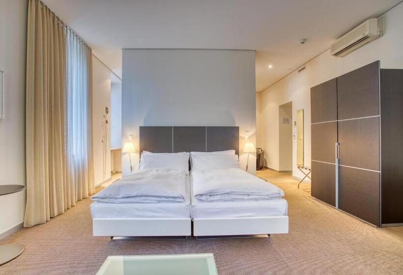 Апартаменты 2 Спальни, Hôtel Au Terminus