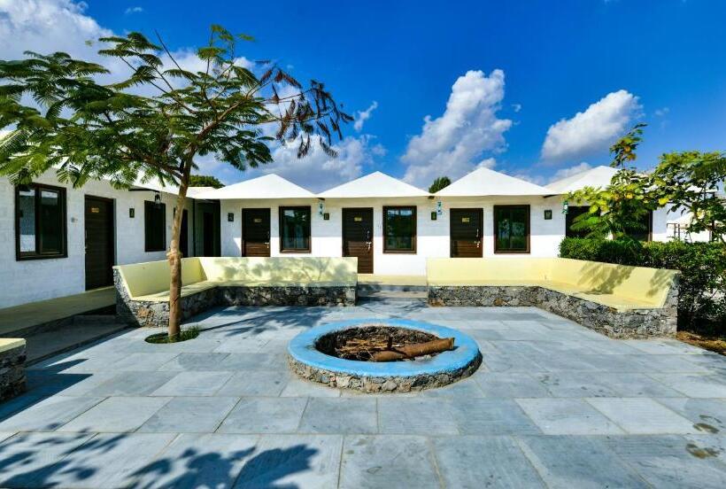 Номер Deluxe с Балконом, Hariyali Resort