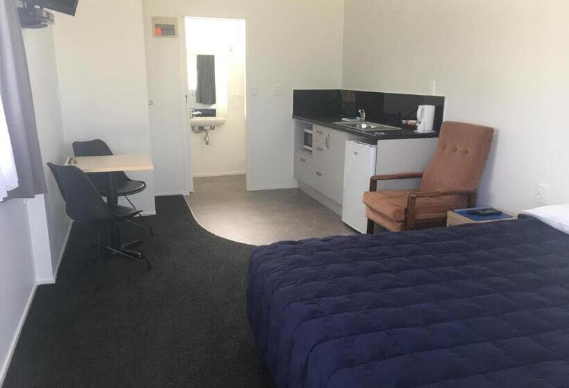 Студия Стандарт, Pukenui Lodge Motel