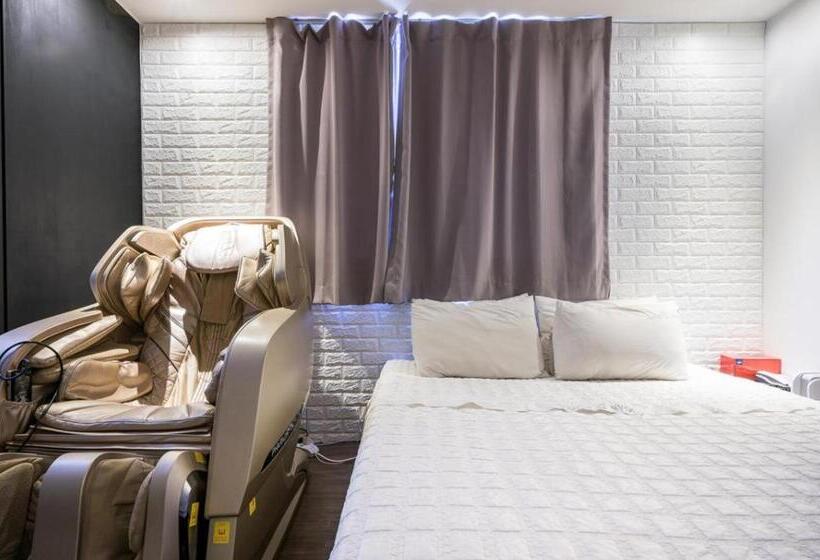 اتاق سوپریور, Mvg Motel