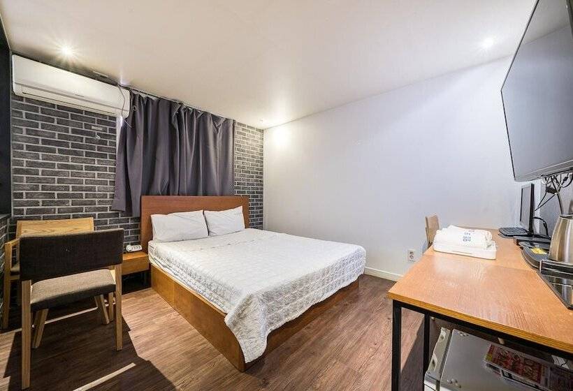 اتاق استاندارد, Mvg Motel