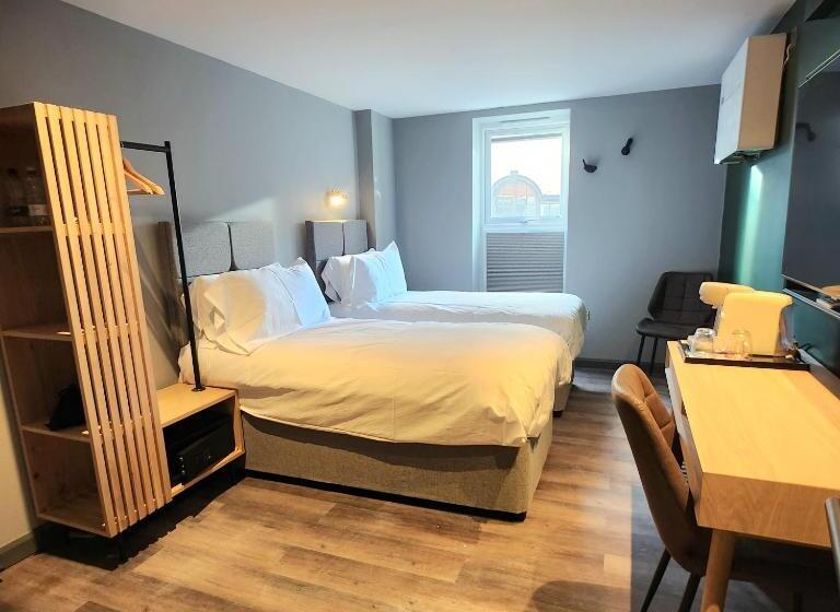 Номер Deluxe, Pinnacle Suites