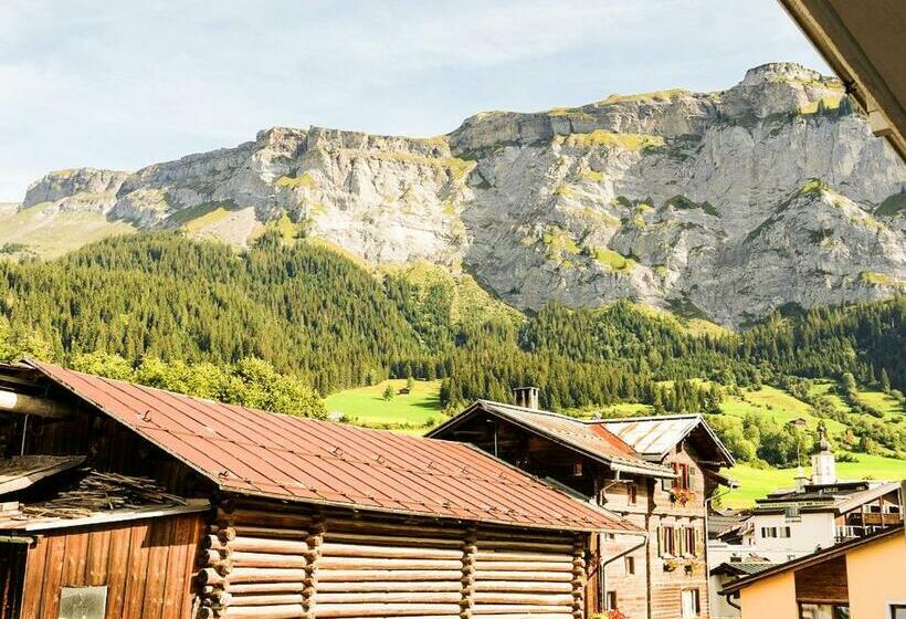 Quarto Standard Individual com Balcão, Hillsite Smart Hotel Flims