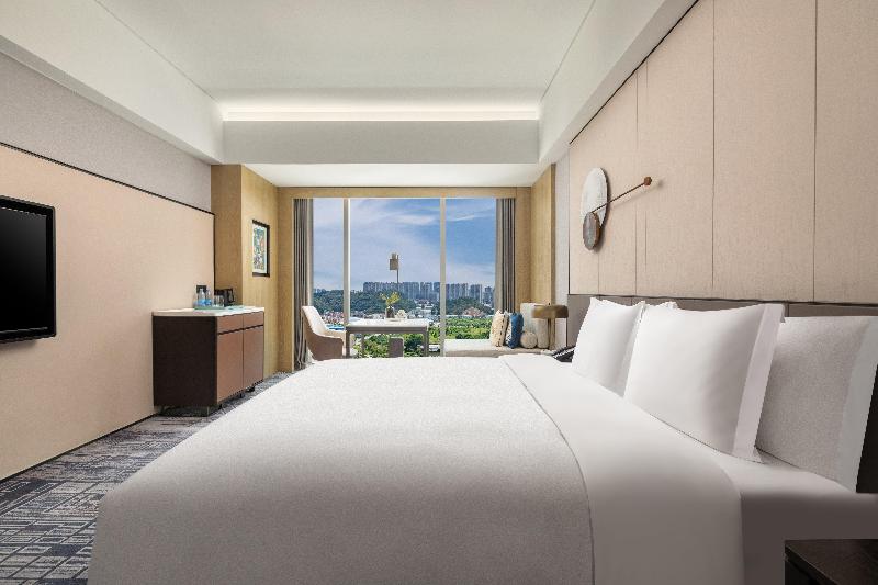 Стандартный Номер Кровать Кинг, Crowne Plaza Jiangmen Binjiang, An Ihg